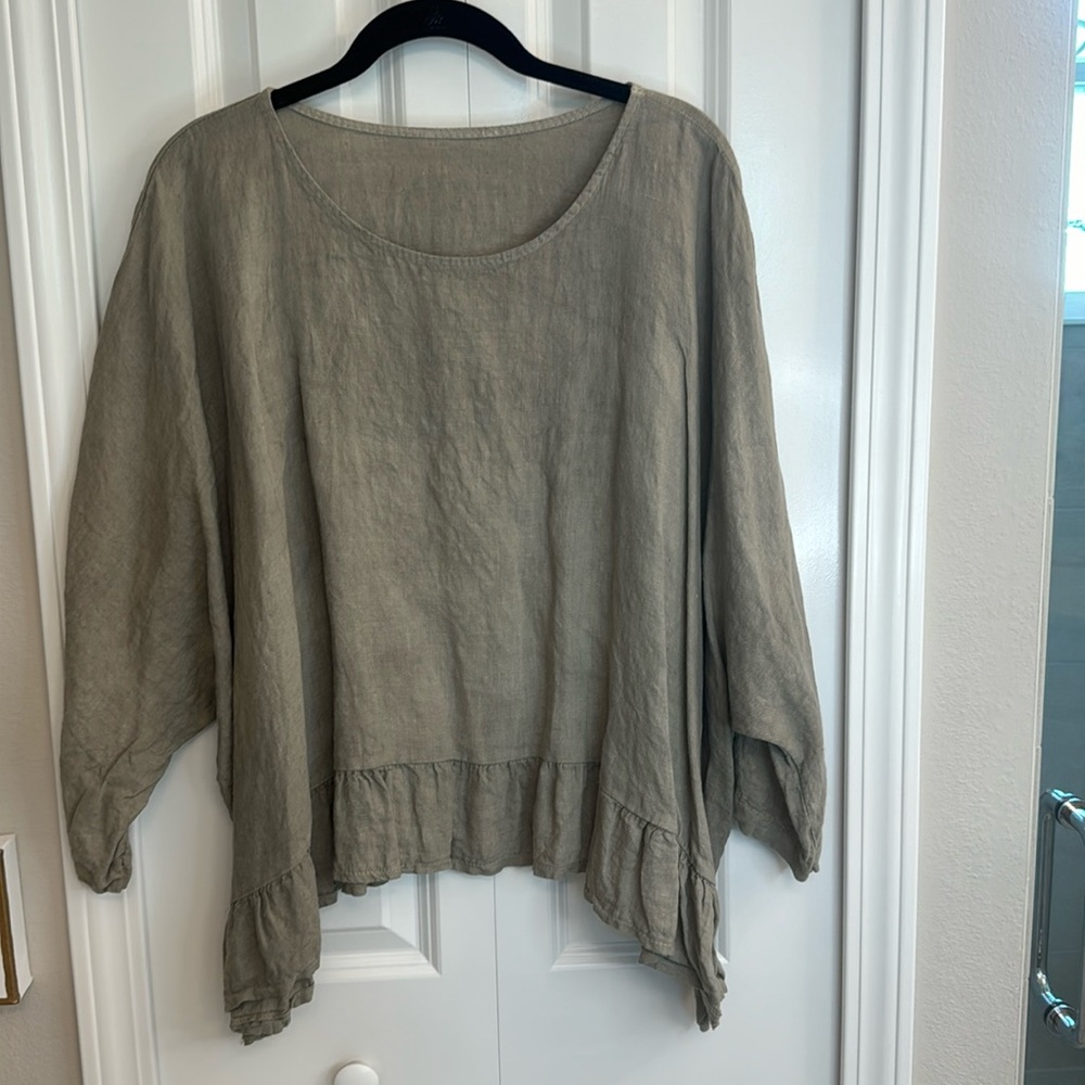 Relaxed Linen Ruffle-Hem Tunic Top - Olive